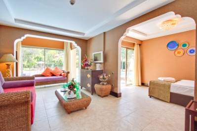 SPICE HOTEL& SPA