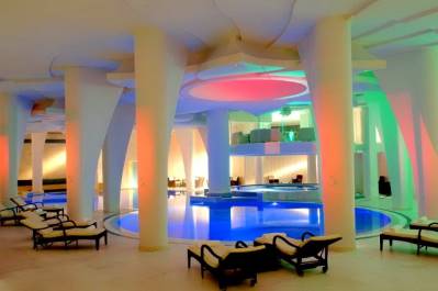 CALISTA LUXURY RESORT
