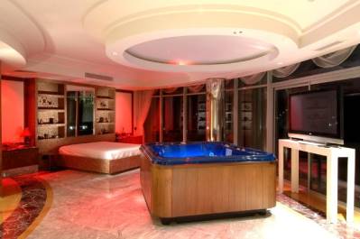 CALISTA LUXURY RESORT