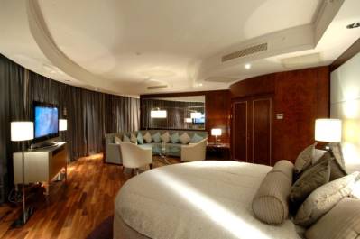 CALISTA LUXURY RESORT