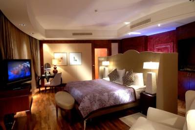 CALISTA LUXURY RESORT