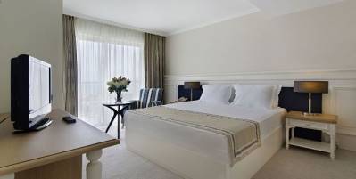 IC SANTAI FAMILY RESORT