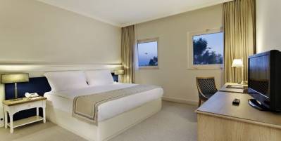 IC SANTAI FAMILY RESORT