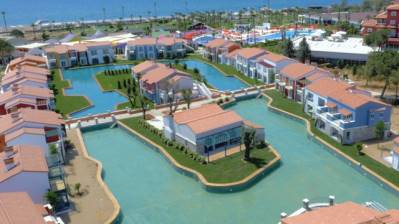 IC SANTAI FAMILY RESORT