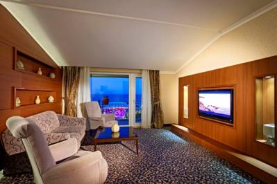 MARITIM PINE BEACH RESORT