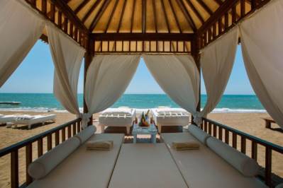 TITANIC DELUXE BELEK