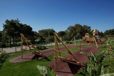 TITANIC DELUXE BELEK