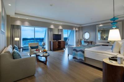 TITANIC DELUXE BELEK