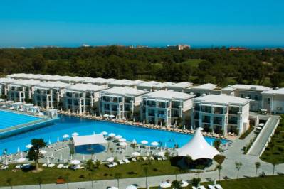 TITANIC DELUXE BELEK