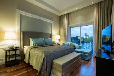 TITANIC DELUXE BELEK