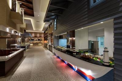 TITANIC DELUXE BELEK