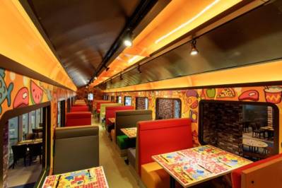 TITANIC DELUXE BELEK