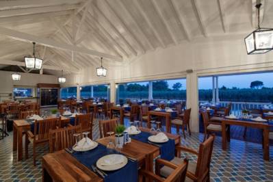 TITANIC DELUXE BELEK