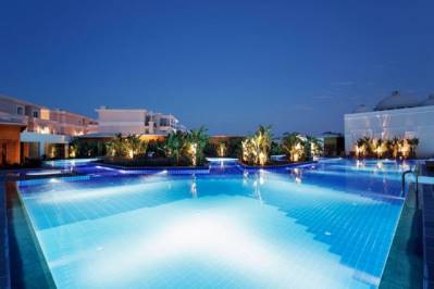 TITANIC DELUXE BELEK