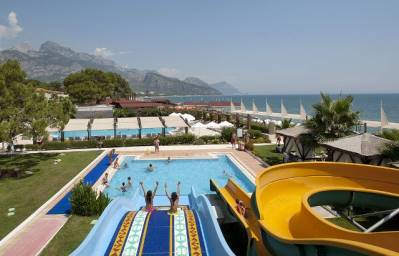 CRYSTAL FLORA BEACH RESORT