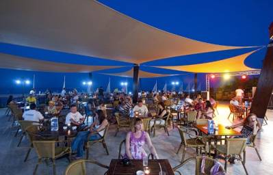 CRYSTAL FLORA BEACH RESORT