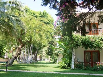 CLUB BORAN MARE BEACH