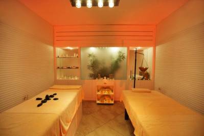 FANTASIA HOTEL DE LUXE