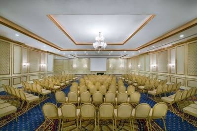 AVANTGARDE LUXURY RESORT