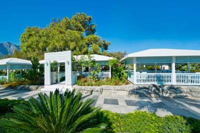 AVANTGARDE LUXURY RESORT