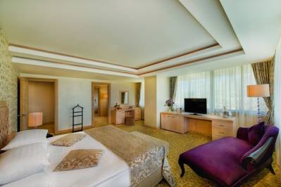 AVANTGARDE LUXURY RESORT