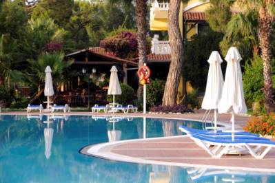 PALOMA SENTIDO SULTAN BELDIBI