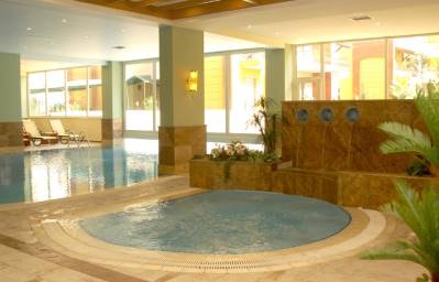 CRYSTAL AURA BEACH RESORT&SPA