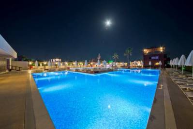 DIONIS HOTEL RESORT &SPA