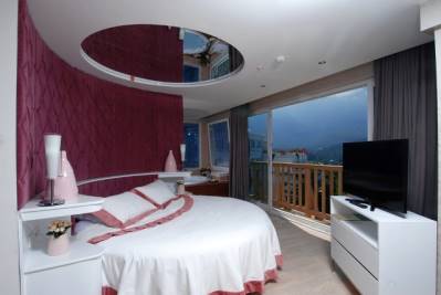 PHASELIS HILL RESORT